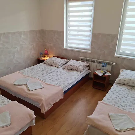 Skalka-domek * אולשטין