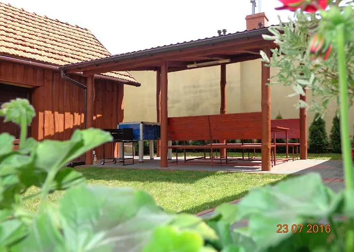 Skalka-domek Country house