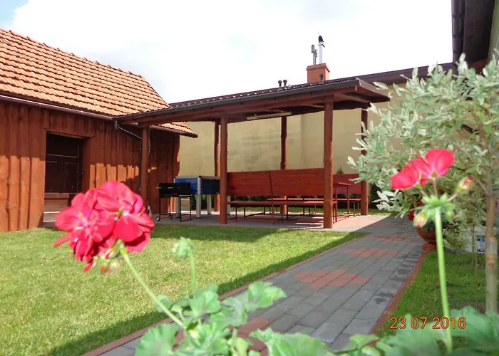 Skalka-domek Olsztyn (Silesia)